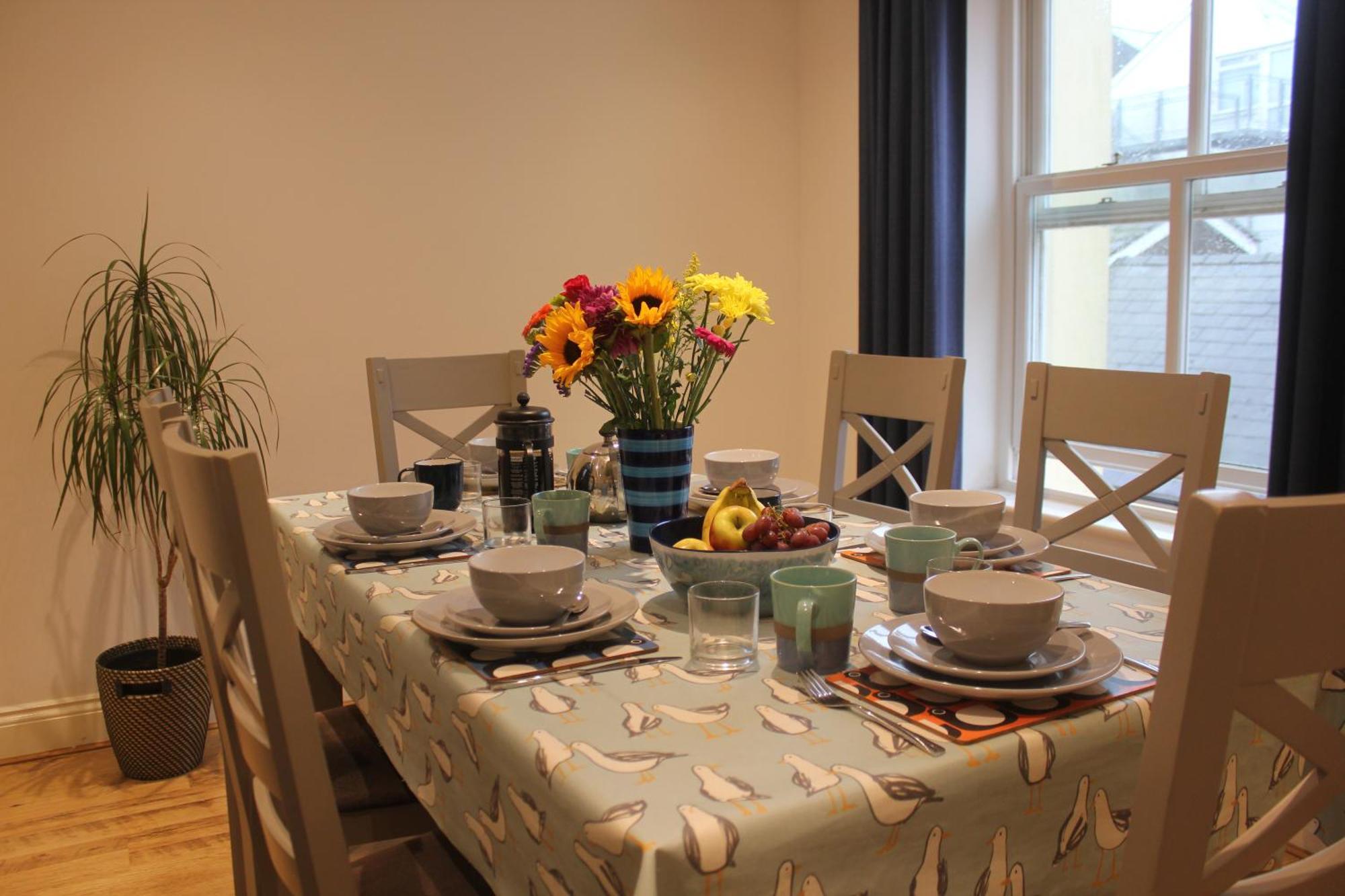Stylish Flat In Central Tenby & Free Parking Exteriör bild